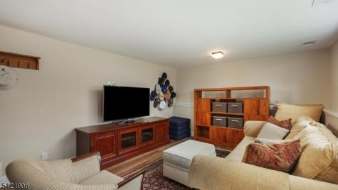 401 Poe Avenue Westfield NJ 07090
