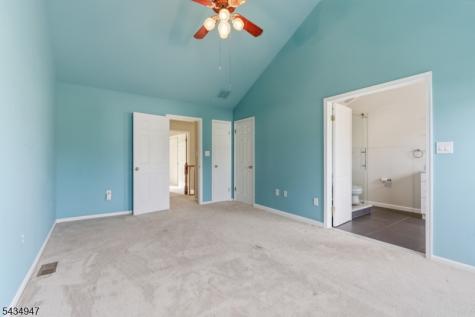 96 Magellan Way Franklin NJ 08823