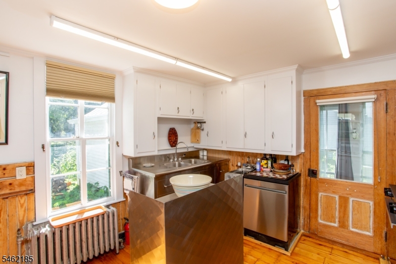31 E Main Street Flemington NJ 08822