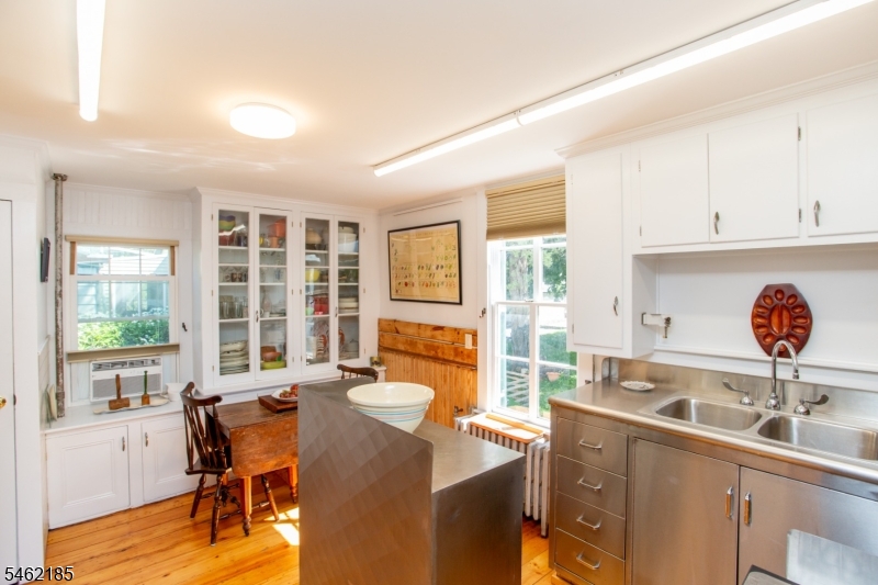 31 E Main Street Flemington NJ 08822