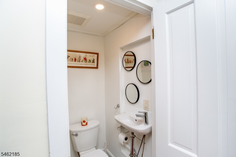31 E Main Street Flemington NJ 08822
