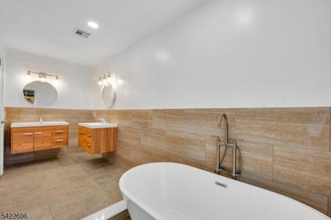 210 Corliss Avenue Phillipsburg NJ 08865
