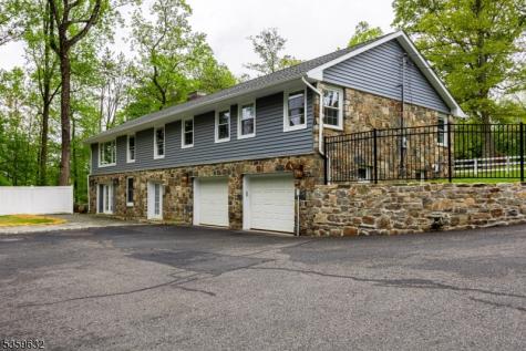 1625 ROUTE206 Chester NJ 07930