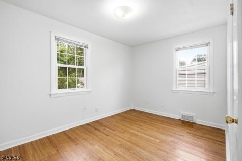 28 Kenz Terrace West Orange NJ 07052
