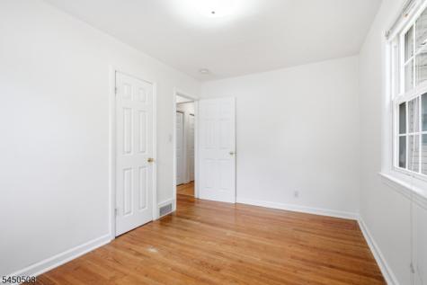 28 Kenz Terrace West Orange NJ 07052
