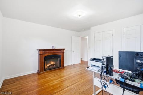 28 Kenz Terrace West Orange NJ 07052