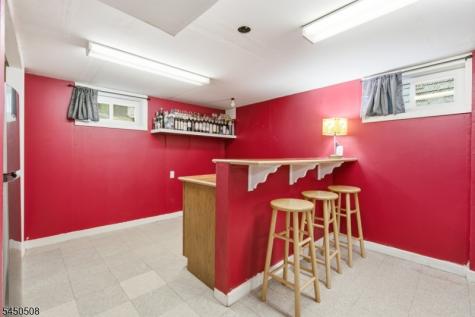 28 Kenz Terrace West Orange NJ 07052