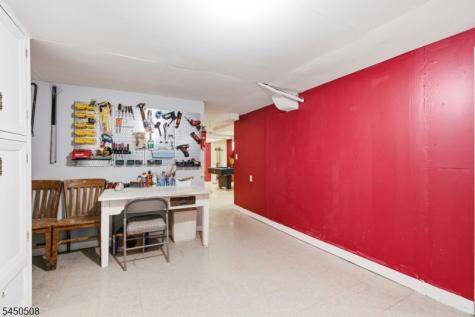 28 Kenz Terrace West Orange NJ 07052
