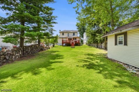 28 Kenz Terrace West Orange NJ 07052