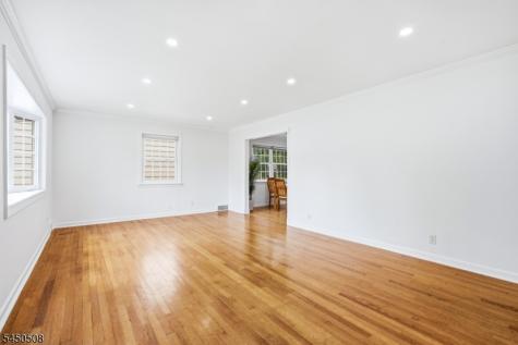 28 Kenz Terrace West Orange NJ 07052