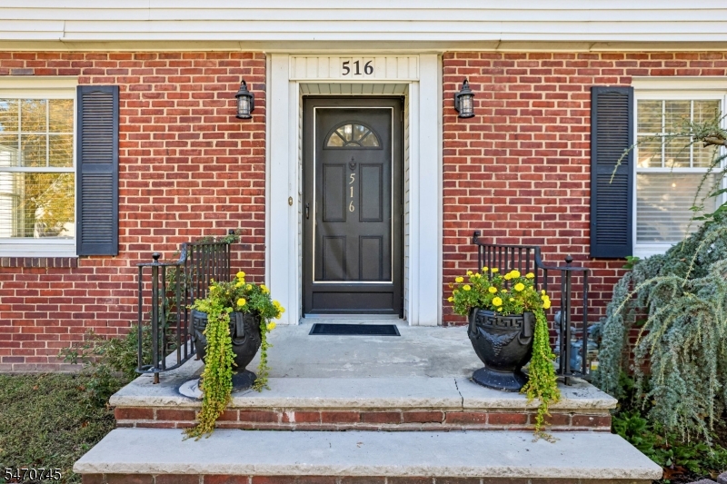 516 Twin Oaks Road Union NJ 07083