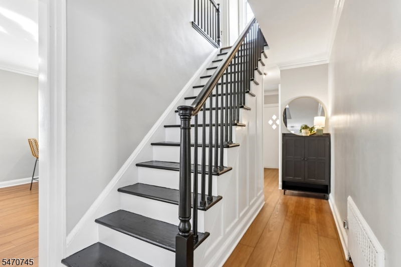 516 Twin Oaks Road Union NJ 07083
