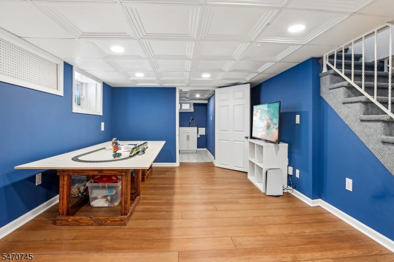 516 Twin Oaks Road Union NJ 07083