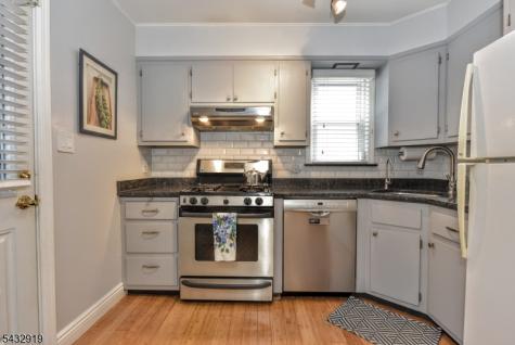 109 Brookview Drive Woodland Park NJ 07424