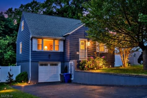 109 Brookview Drive Woodland Park NJ 07424
