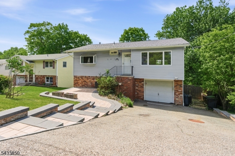 150 Rollins Trail Hopatcong NJ 07843