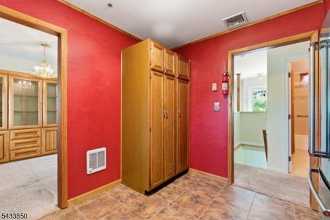 150 Rollins Trail Hopatcong NJ 07843