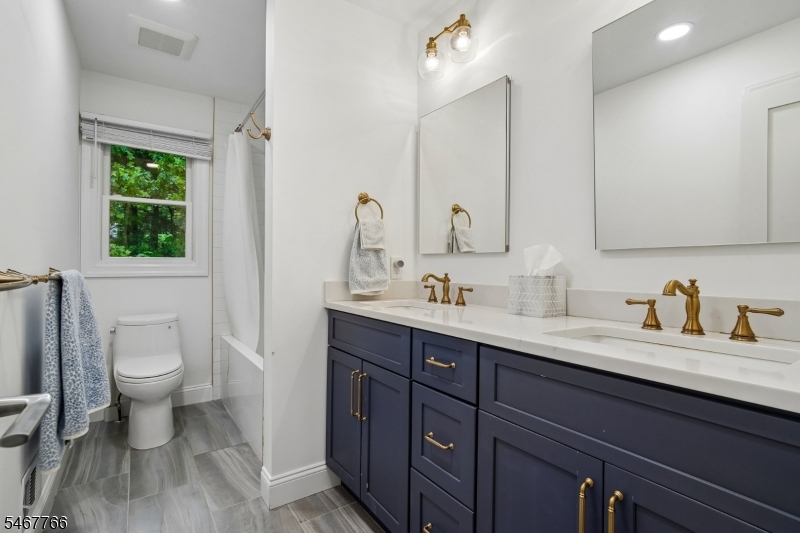 64 N Hillside Avenue Livingston NJ 07039