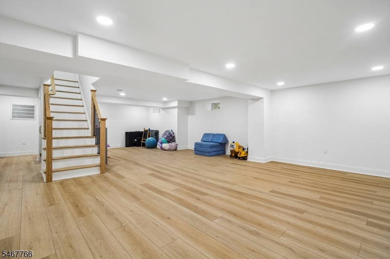 64 N Hillside Avenue Livingston NJ 07039