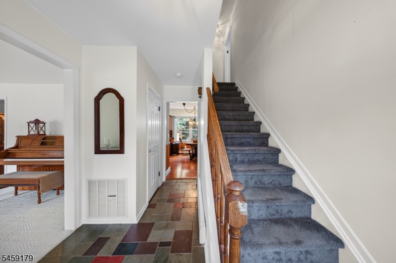 54 Blossom Hill Road Clinton NJ 08833