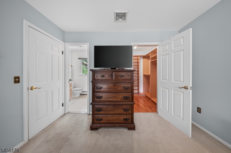 54 Blossom Hill Road Clinton NJ 08833