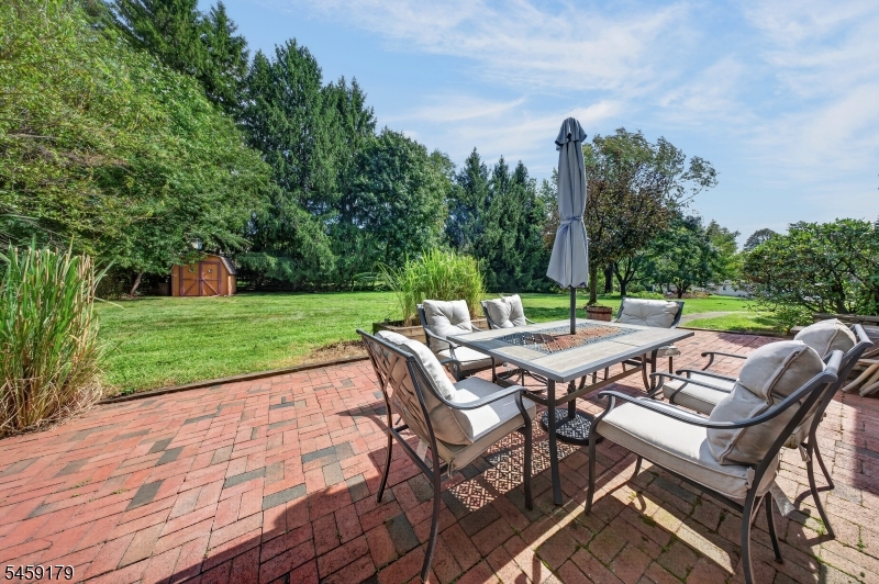54 Blossom Hill Road Clinton NJ 08833