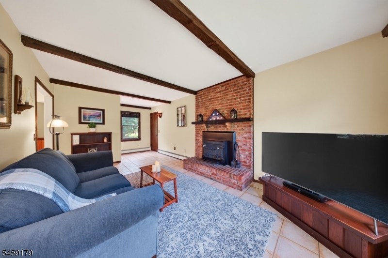 54 Blossom Hill Road Clinton NJ 08833