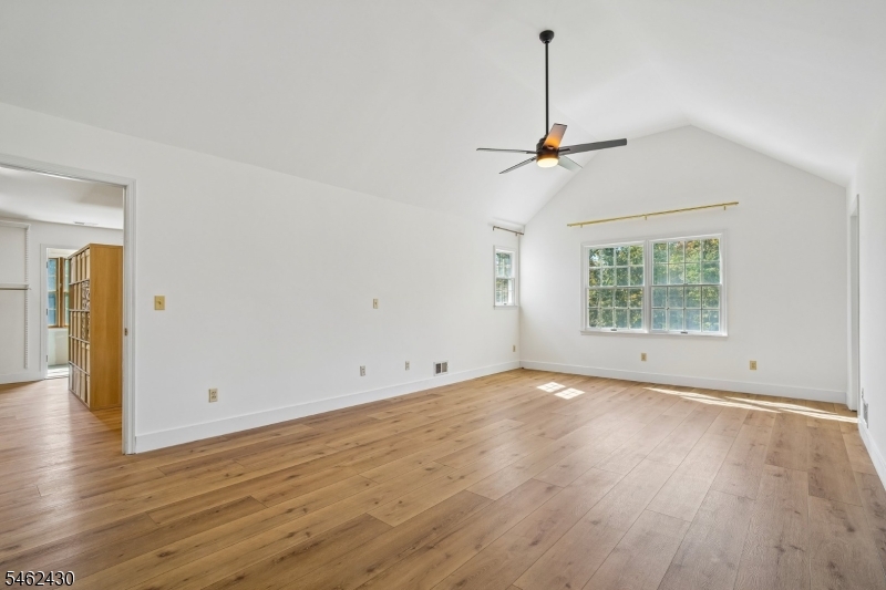 14 Eagle Drive Raritan NJ 08551