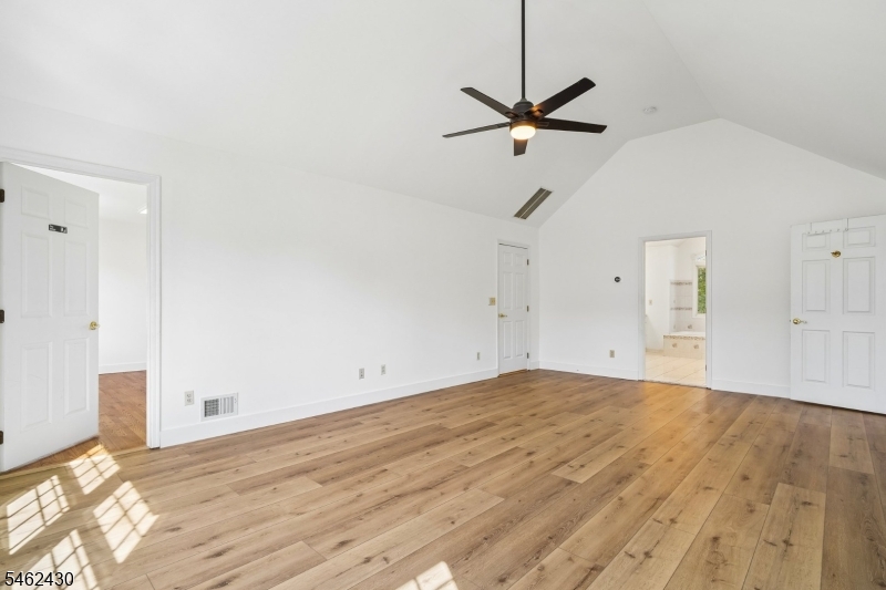 14 Eagle Drive Raritan NJ 08551