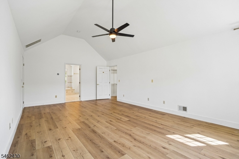 14 Eagle Drive Raritan NJ 08551