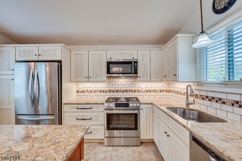 72 Stephenville Parkway Edison NJ 08820