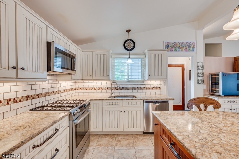 72 Stephenville Parkway Edison NJ 08820
