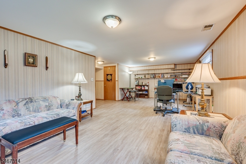 72 Stephenville Parkway Edison NJ 08820