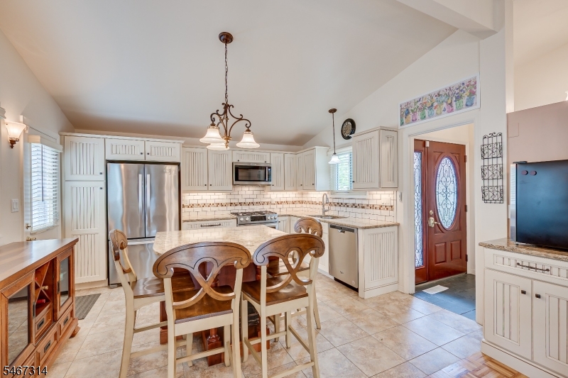 72 Stephenville Parkway Edison NJ 08820