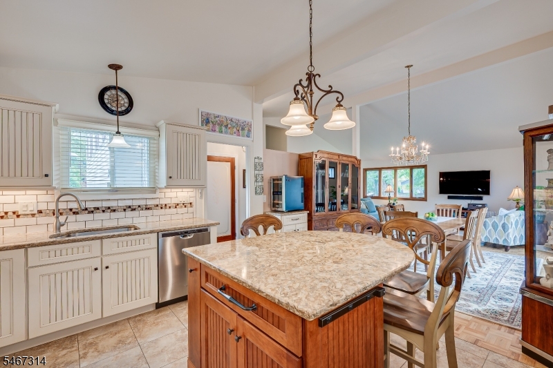 72 Stephenville Parkway Edison NJ 08820