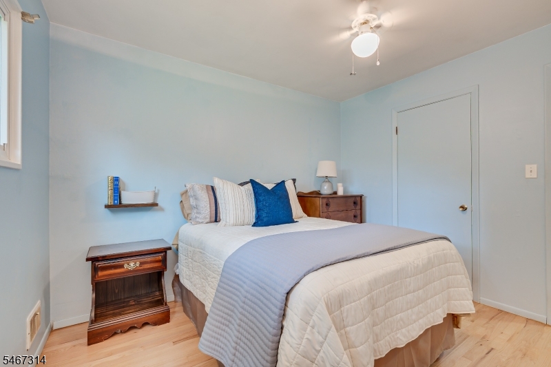 72 Stephenville Parkway Edison NJ 08820