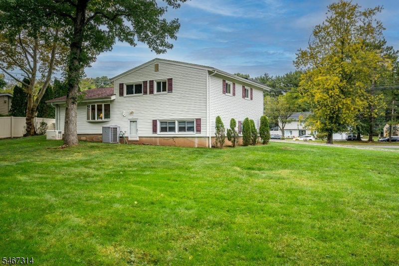 72 Stephenville Parkway Edison NJ 08820