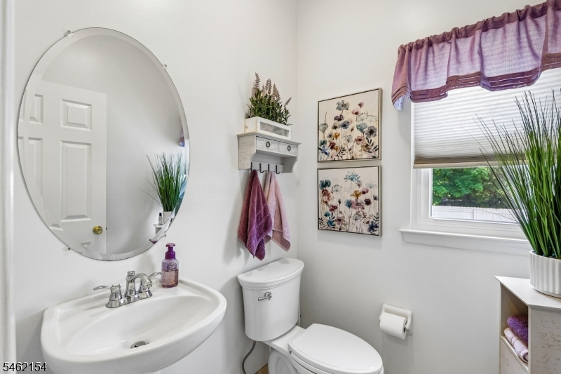 33 Hughey Lane Hillsborough NJ 08844