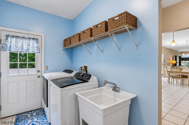 33 Hughey Lane Hillsborough NJ 08844