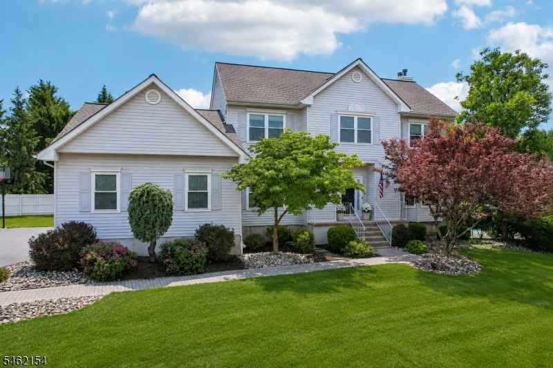 33 Hughey Lane Hillsborough NJ 08844