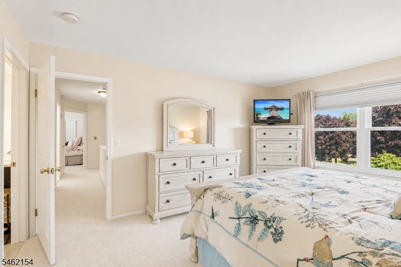 33 Hughey Lane Hillsborough NJ 08844