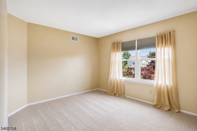33 Hughey Lane Hillsborough NJ 08844