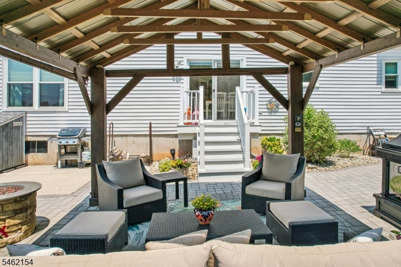 33 Hughey Lane Hillsborough NJ 08844