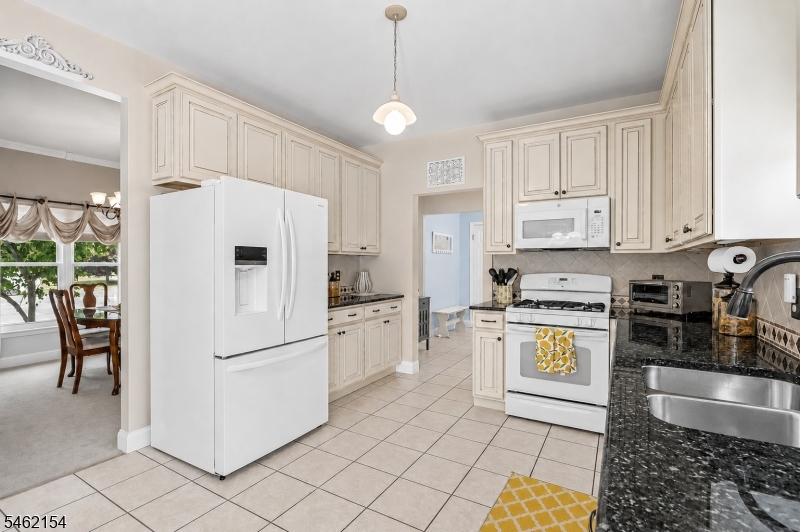 33 Hughey Lane Hillsborough NJ 08844
