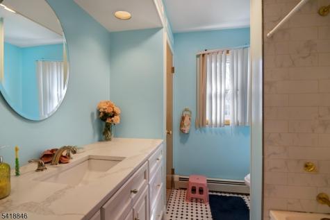 81 Hastings Avenue Nutley NJ 07110