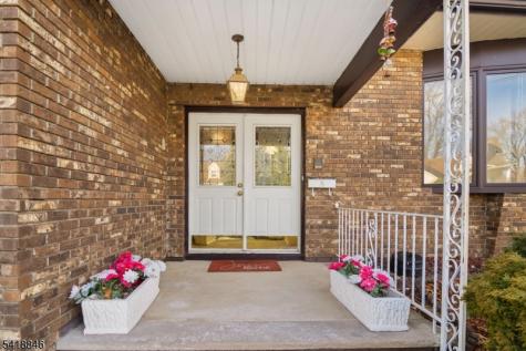81 Hastings Avenue Nutley NJ 07110