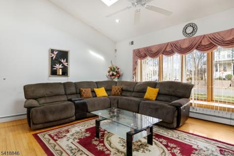 81 Hastings Avenue Nutley NJ 07110