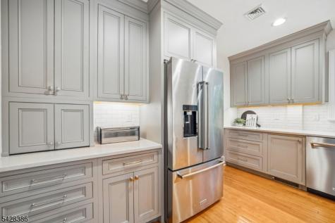 148 Beekman Road Summit NJ 07901
