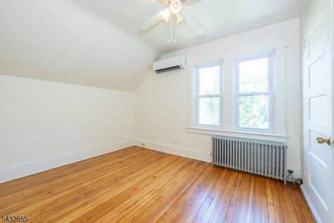26 Cumberland Avenue Verona NJ 07044