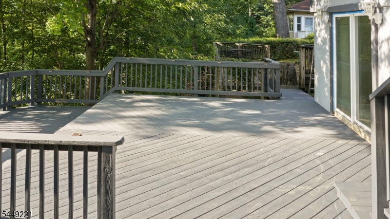 19 Cliffside Trail Denville NJ 07834